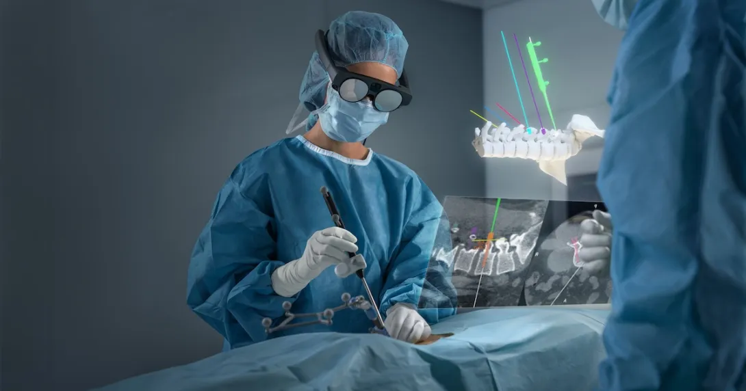 Surgeon using mixed reality Surgeon using mixed reality